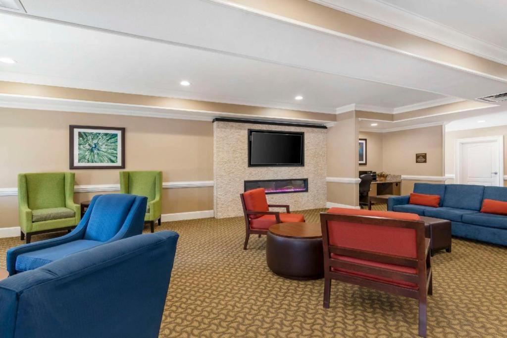 Comfort Inn & Suites Tifton Kültér fotó
